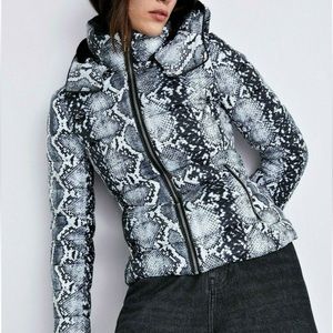 Zara Snakeskin Print Puffer Jacket (Women’s Size Large)